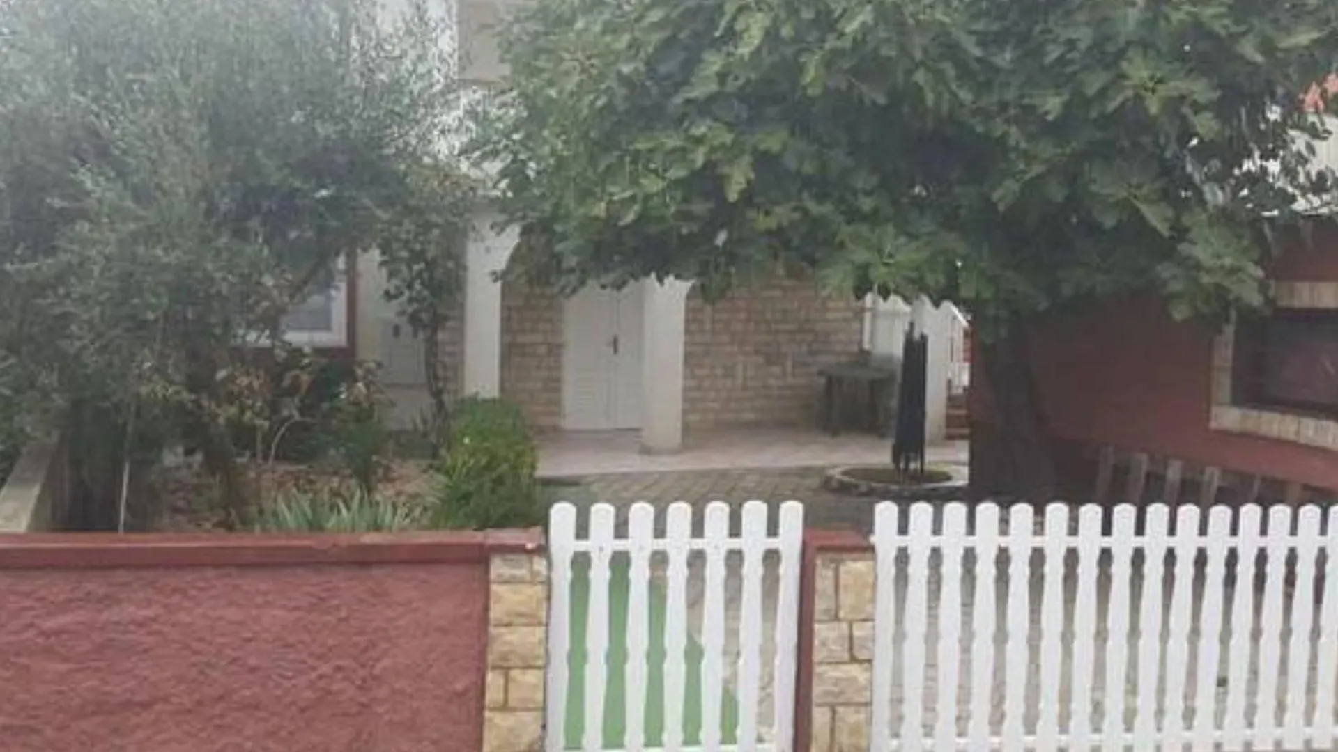 Apartments Roksandic Vir Croazia